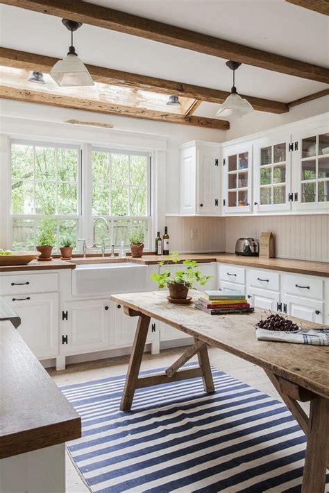 44 Beautiful Farmhouse Kitchen Table Design Ideas