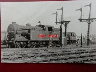 PHOTO LNER EX GNR CLASS N2 LOCO NO 69530 EBay