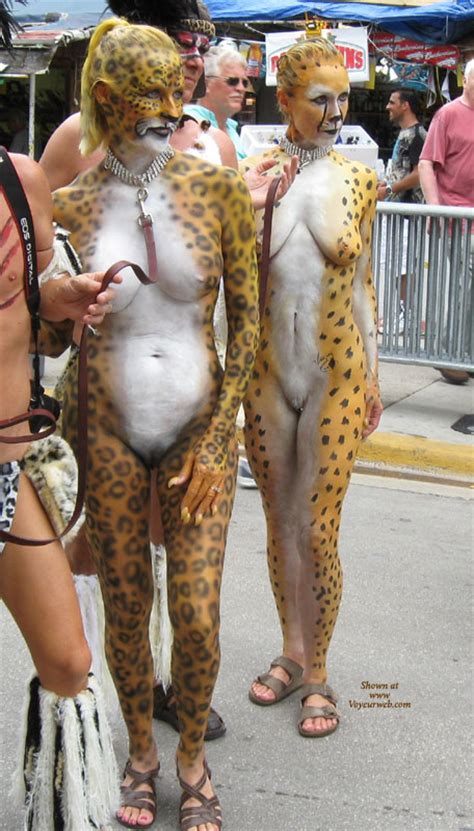 Body Painted And Flashing Girls During The Day At Mardi. 