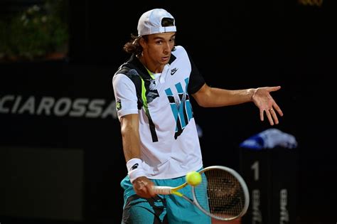 Turned professional in 2019, he reached his highest no. ATP Cagliari 2021, Lorenzo Musetti: "Non mi sembra giusto ...