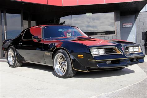 Restoration of this nice 1981 pontiac trans am tribute click on thumbnail to see photos. 1977 Pontiac Firebird | Classic Cars for Sale Michigan ...