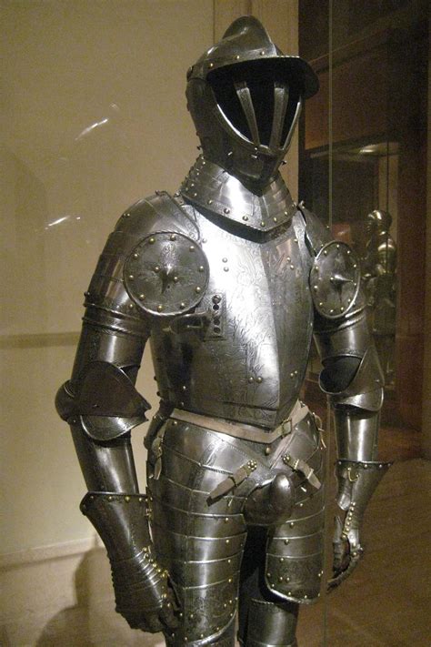 Here's what i've got so far: NYC - Metropolitan Museum of Art: Armor of Emperor Ferdina ...