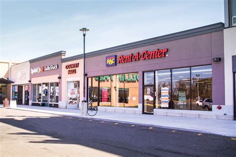 Vantage Builders Completes Renovation Of Springfield Plaza Shopping