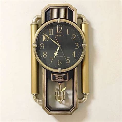 Vintage Seiko Quartz Wall Clock With Rotating Pendulum Furniture And Home Living Home Decor