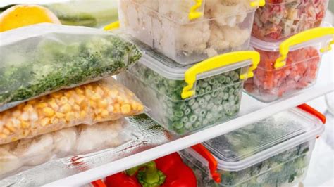 How To Transport Food Containers Safely With Helpful Tips
