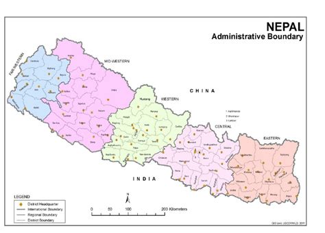 Map Of Nepal Showing Main Regions And District Boundaries Download