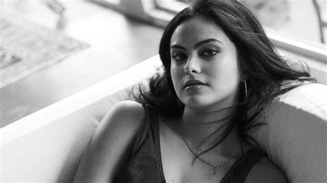 Camila Mendes Wallpapers Hd Wallpapers Id 20164