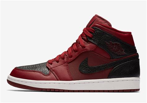 Air Jordan 1 Mid Reverse Banned Tumbled Leather 554724 601