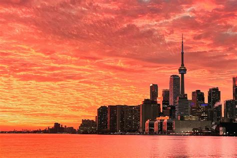 Last Nights Sunset In Toronto Might Have Been The Most Spectacular Of