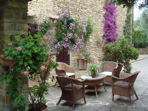 35 Interesting Tuscan Garden Design Ideas For Inspiration Tuscan