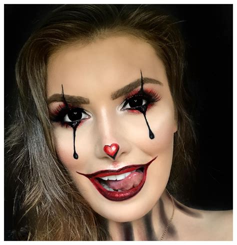 48 Creative Halloween Makeup Looks Clown 2020 Halloween Makeup