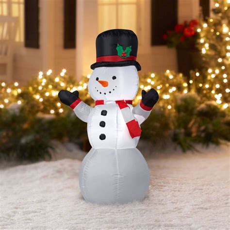 Get The Best Outdoor Snowman Christmas Decorations