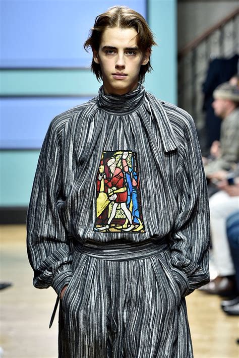 The 22 Most Outrageous Looks From London Mens Fashion Week Huffpost Life