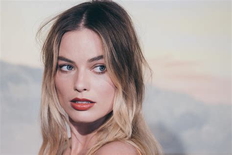 Margot Robbie Reveals The Strangest Place She S Ever Had Sex