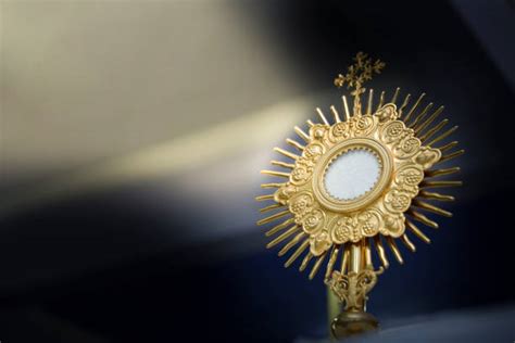 110 Eucharistic Adoration Stock Photos Pictures And Royalty Free Images