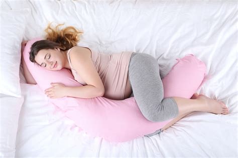 4 proven benefits of sleeping with a pillow between legs