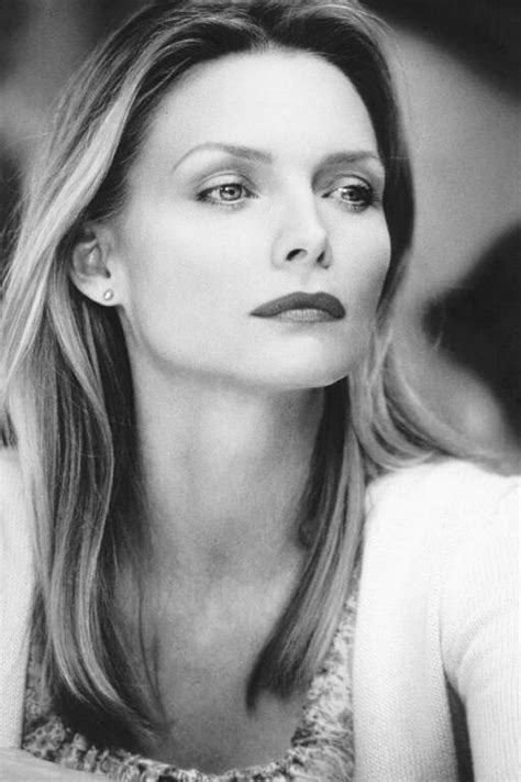 Pin On Michelle Pfeiffer In Bandw