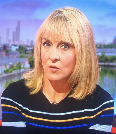 Todays Wank Target Louise Minchin Showing Off Her Sexy Legs Porn