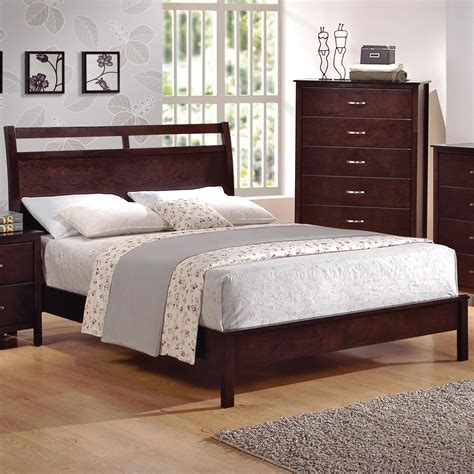 Ian Queen Platform Bed With Cutout Headboard By Crown Mark At Ivan