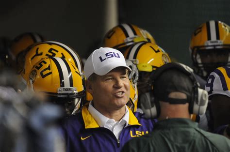 Documents Show Former LSU AD Recommended Firing Les Miles In
