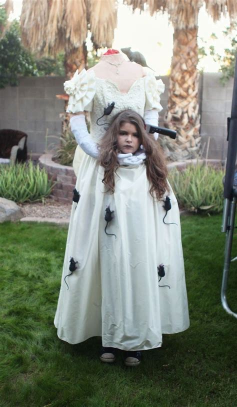 54 Best Halloween Costume Ideas To Look Creatively Scary Scary Girl