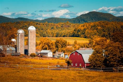 Farm In Fall Free Stock Photo Public Domain Pictures