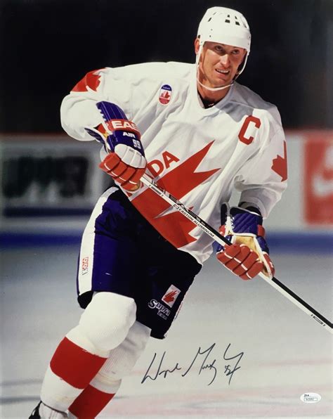 Gretzky is the only nhl player to total over 200 points in one season. Lot Detail - Wayne Gretzky Signed 16" x 20" Team Canada ...