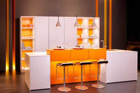 Range consists of modern, traditional and individual kitchens. La cuisine orange de Leicht : esprit vintage | Inspiration ...