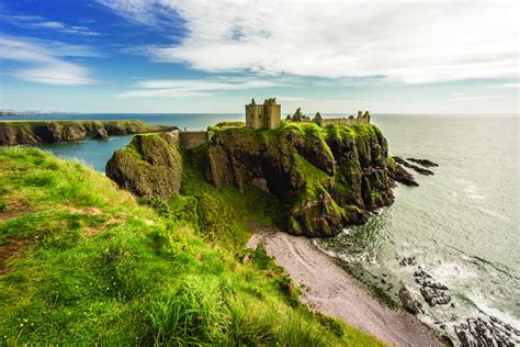 Dunnottar Castle And Royal Deeside 1 Day Tour Visitscotland