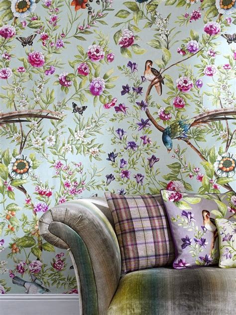 Decorating With Todays Bold Floral Patterns Victorian Wallpaper