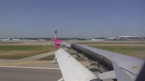 Peach Airlines Airbus A320 Kix Icn Landing Youtube