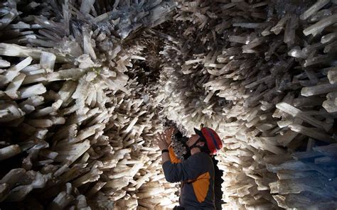 Mexicos Cave Of Crystals Is Straight Out Of Science Fiction Travel