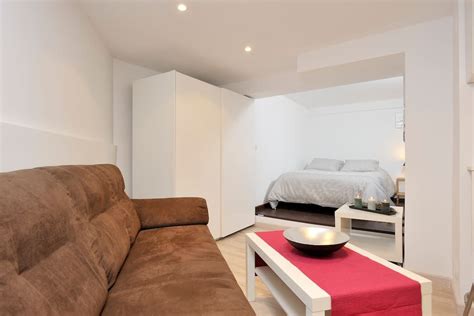Reserva y descubre 1.683 apartamentos, casas rurales y apartamentos turisticos en barcelona con 4.600 opiniones de viajeros. Apartamento en Barcelona, España. Desde este céntrico apartamento podrás visitar a pie la mayor ...