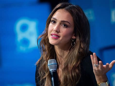 Jessica Albas Honest Company Is Filing For An Ipo After Selling 189