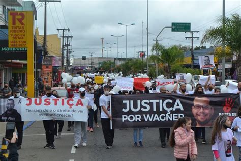 Cobertura Das Manifesta Es Pelo Assassinato De Wagner E Flickr