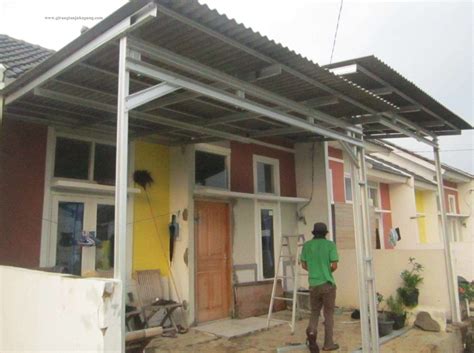 Jika anda memiliki petunjuk dalam membuat kreativitas yang berkaitan dengan kanopi teras rumah minimalis tampak depan. √ 58 Model Teras Depan Baja Ringan (Galvalum) Minimalis ...
