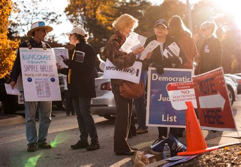 Early Voting Numbers Look Good For Democrats The New York Times