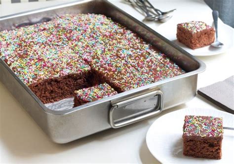 Sjokoladekake I Langpanne Med Sjokoladeglasur Recipe Boards Baking Mat