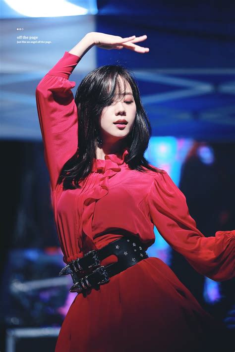 10 Times Blackpinks Jisoo Served Powerful And Sexy Visuals In Red Koreaboo