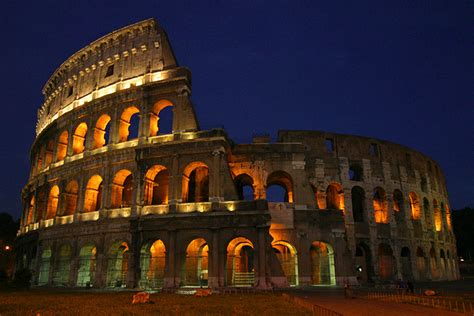 Results, fixtures, interviews, information, tickets and more. Il colosseo di notte - Fotografie