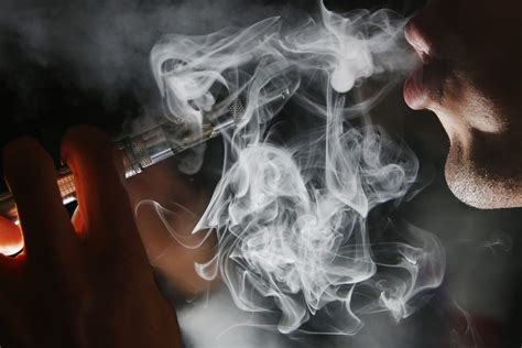 Fumare Sigarette Elettroniche Fa Male Uno Studio Spiega In Punti