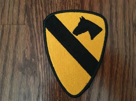 Vtg Us Army 1st Cavalry Division Uniform Patch First Team Wwii Korea
