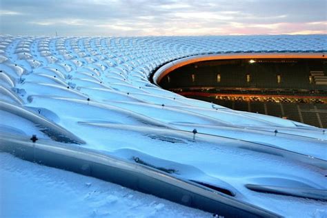 The allianz arena has a total capacity of 69,901 with standing and 66,000 seats (including executive boxes and business seats). The Allianz Arena is a football stadium in Munich, Bavaria ...