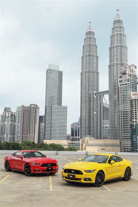 Ford Mustang Is Best Selling Sports Car On The Planet 15000 Mustangs