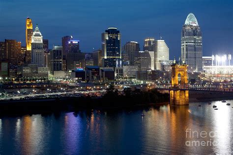 Downtown Cincinnati At Dusk Photograph By Bill Cobb Fine Art America