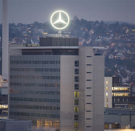 Daimler Ag Oettinger Warnt Vor Chinesischem Einfluss Welt