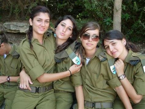 Tentara Wanita Israel Pajang Foto Seronok Di Facebook Vivaforum Female Soldier Israeli