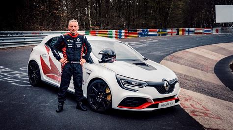 The Renault Megane RS Trophy R Just Beat Up The Civic Type R And Stole