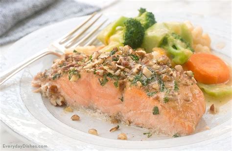 This is a hearty lunch that will keep your hunger at bay for for the dressing: Easy and Healthy Pecan-Crusted Honey Mustard Salmon Recipe