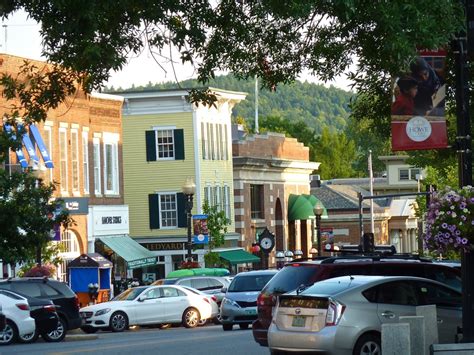 48 Great New England Towns Cities Villages Regions To Visit